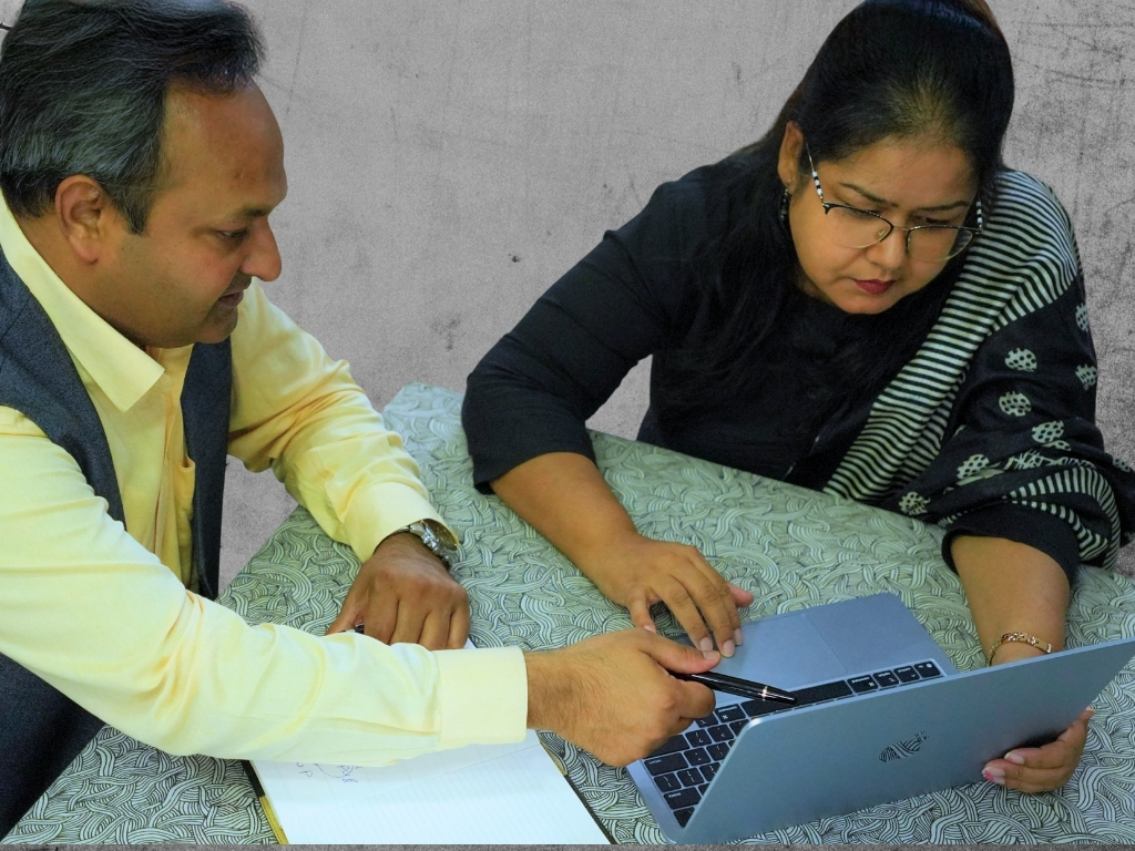 Gaurik Finserv, financial advisors, Ankur Sinha, Priyanka Sinha